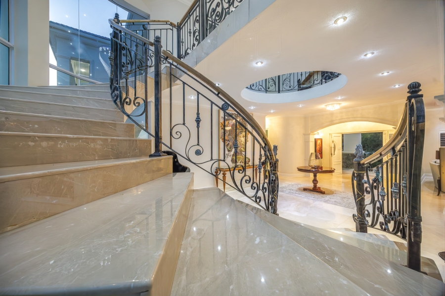 5 Bedroom Property for Sale in Val De Vie Estate Western Cape